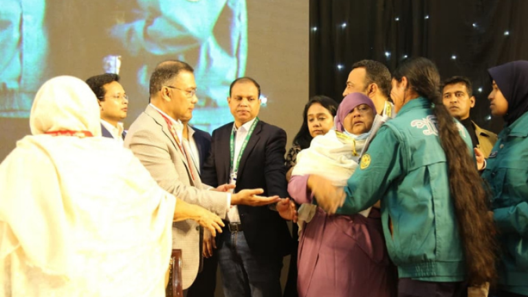 গুম-খুন ও নির্যাতনের শিকার পরিবারের সঙ্গে মতবিনিময়ে তারেক রহমান