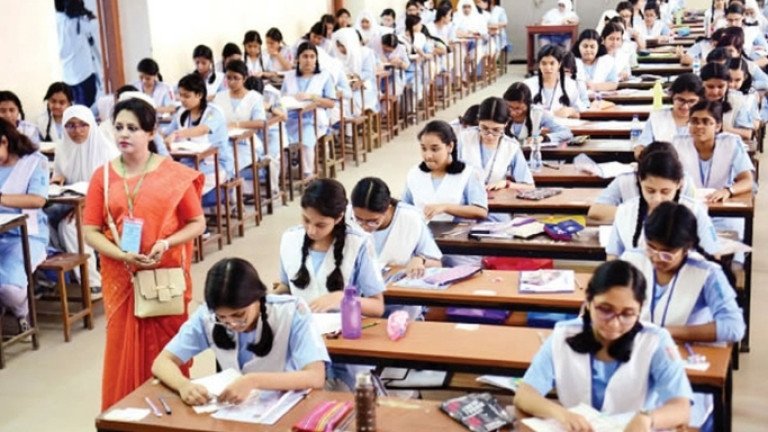 এসএসসি পরীক্ষা ২০২৬: কঠোর নীতিমালায় নতুন নিয়ম ও শাস্তির বিধান