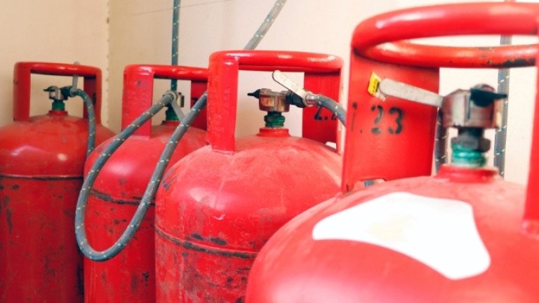 ভোক্তা পর্যায়ে এলপি গ্যাসের দাম বাড়ল, ১২ কেজি সিলিন্ডার ১৯৪০ টাকা