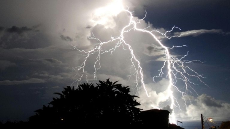 বজ্রপাতে ৮ জেলায় ১৩ জনের প্রাণহানি