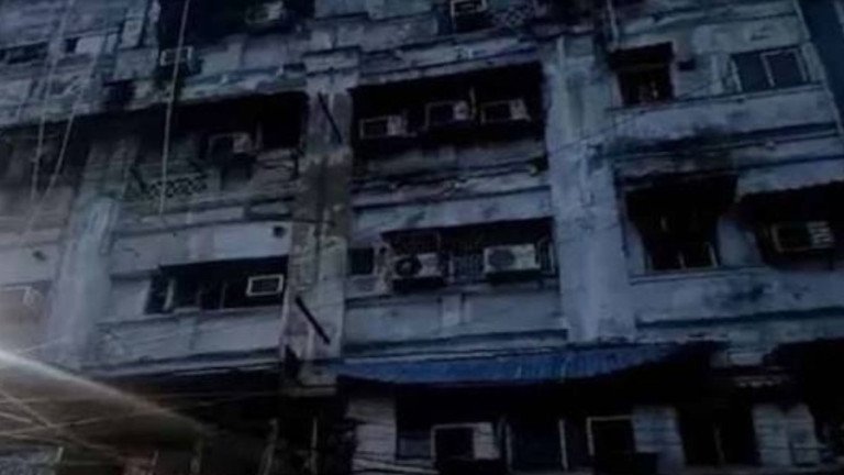 কলকাতার হোটেলে ভয়াবহ আগুন, নিহত ৯ বাংলাদেশি