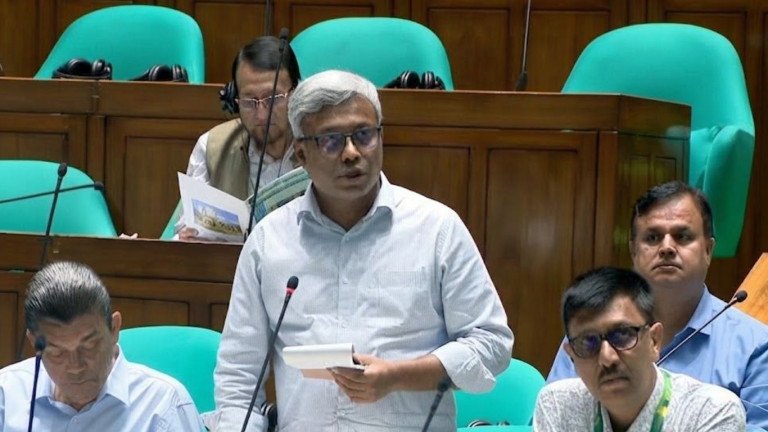 আগামী ১৫ দিনের মধ্যে বিদ্যুৎ পরিস্থিতির দৃশ্যমান উন্নতি হবে: প্রতিমন্ত্রী