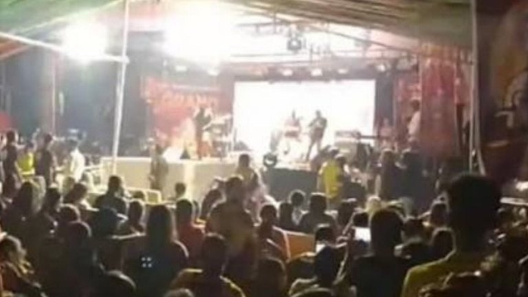 গোপালগঞ্জে অনুমতি ছাড়া কনসার্ট, শেখ হাসিনার নামে স্লোগান: আয়োজক গ্রেপ্তার